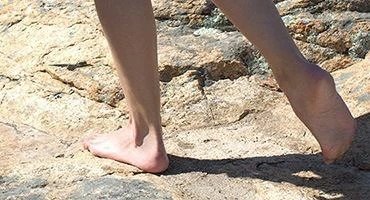 ¿CÓMO CUIDAR DE TUS PIES?